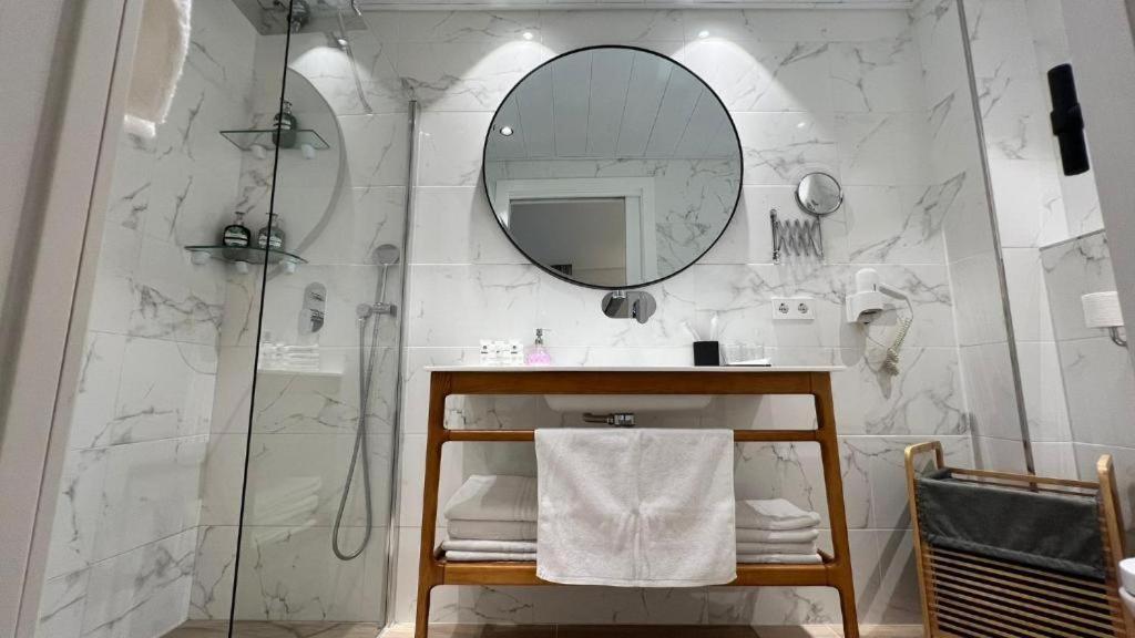 Suite Apartment,1539208753:JPEG